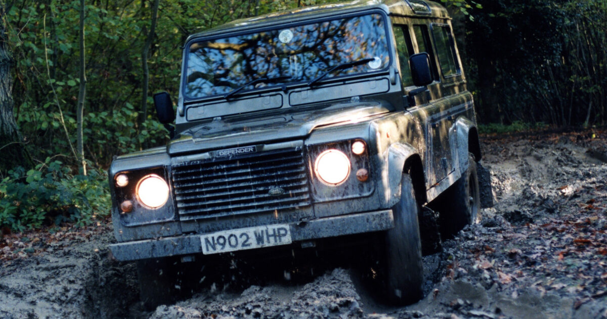 Defeat your heroes: Land Rover Defender – off-road… | Petrolblog
